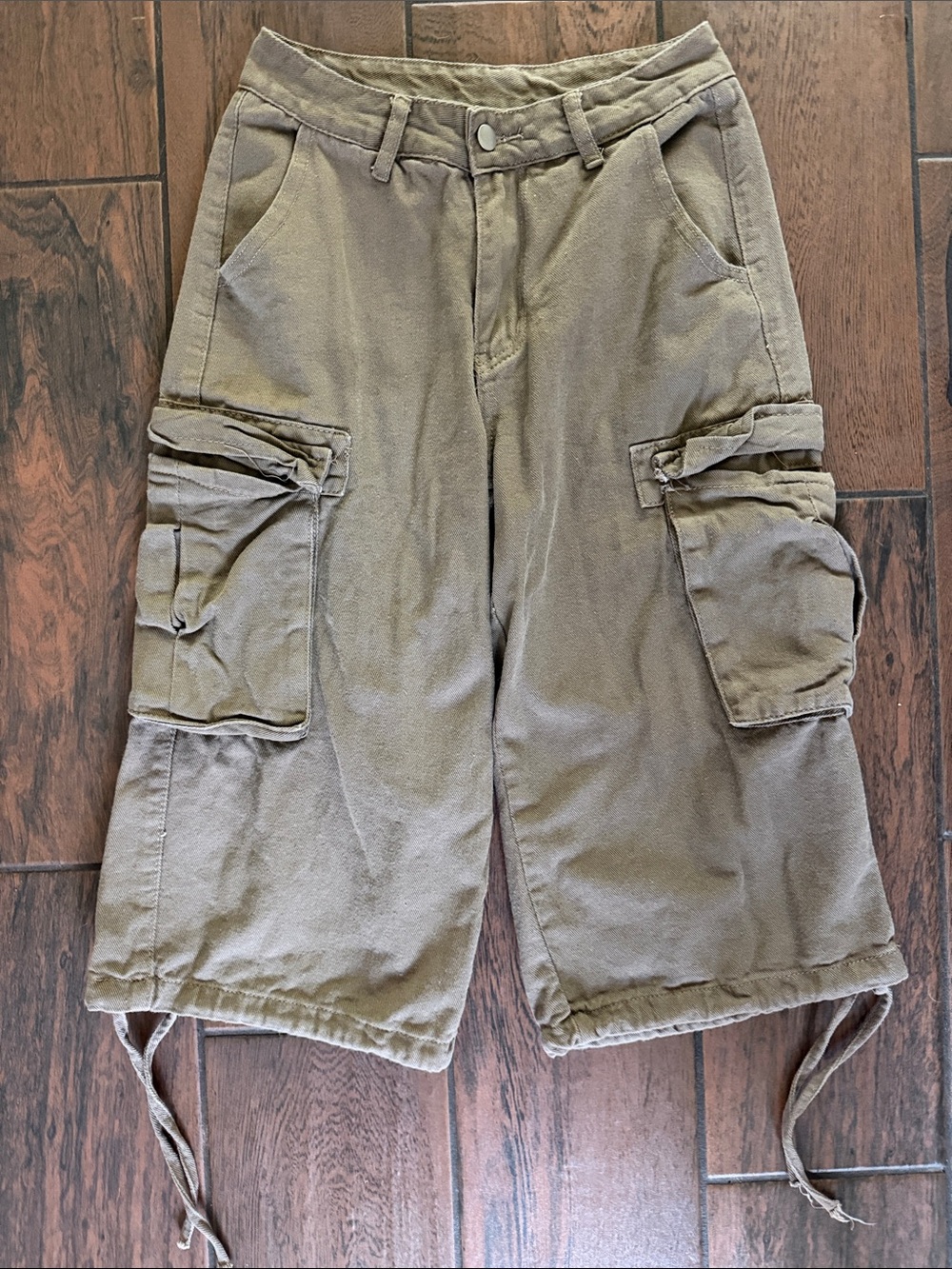 Olive Green Cargo Capri Shorts